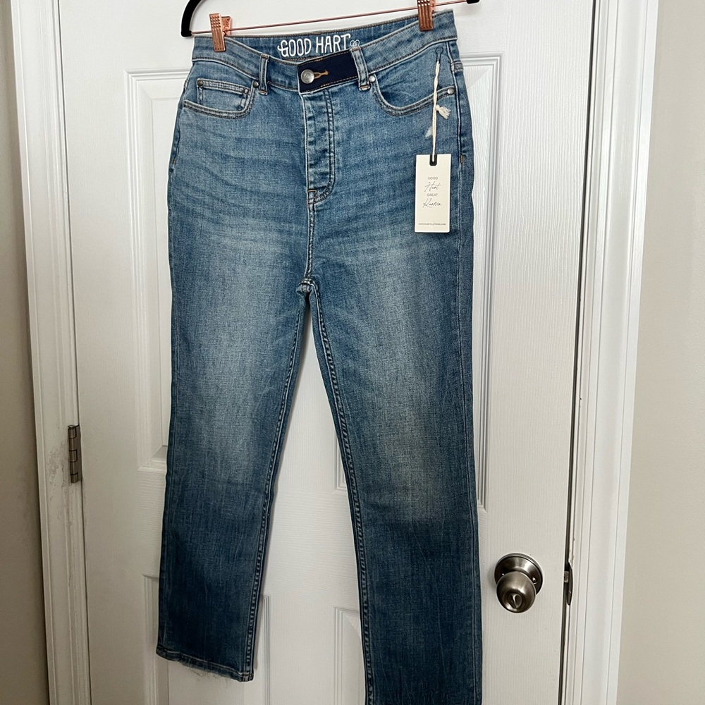 Matilda Jane Boyfriend Cut Ankle Jean in medium blue with buttonfly closure.